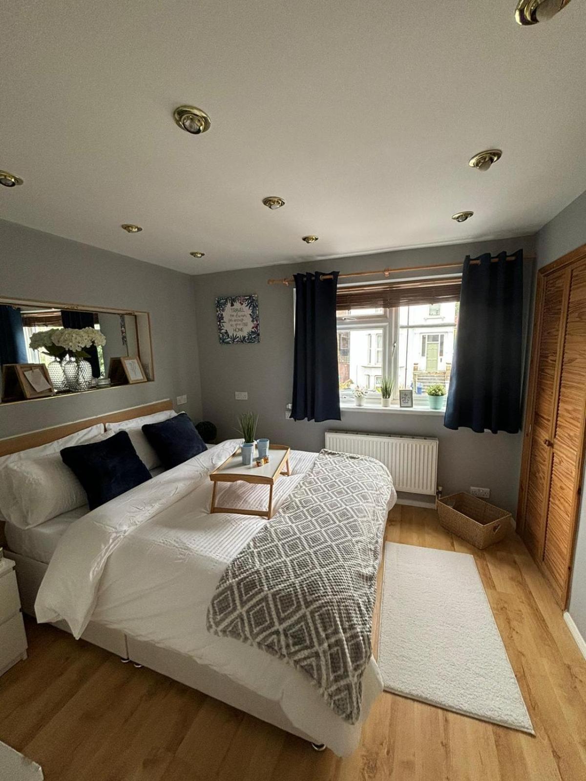 Amazing En-Suite Apartment In Finchley Central London Luaran gambar