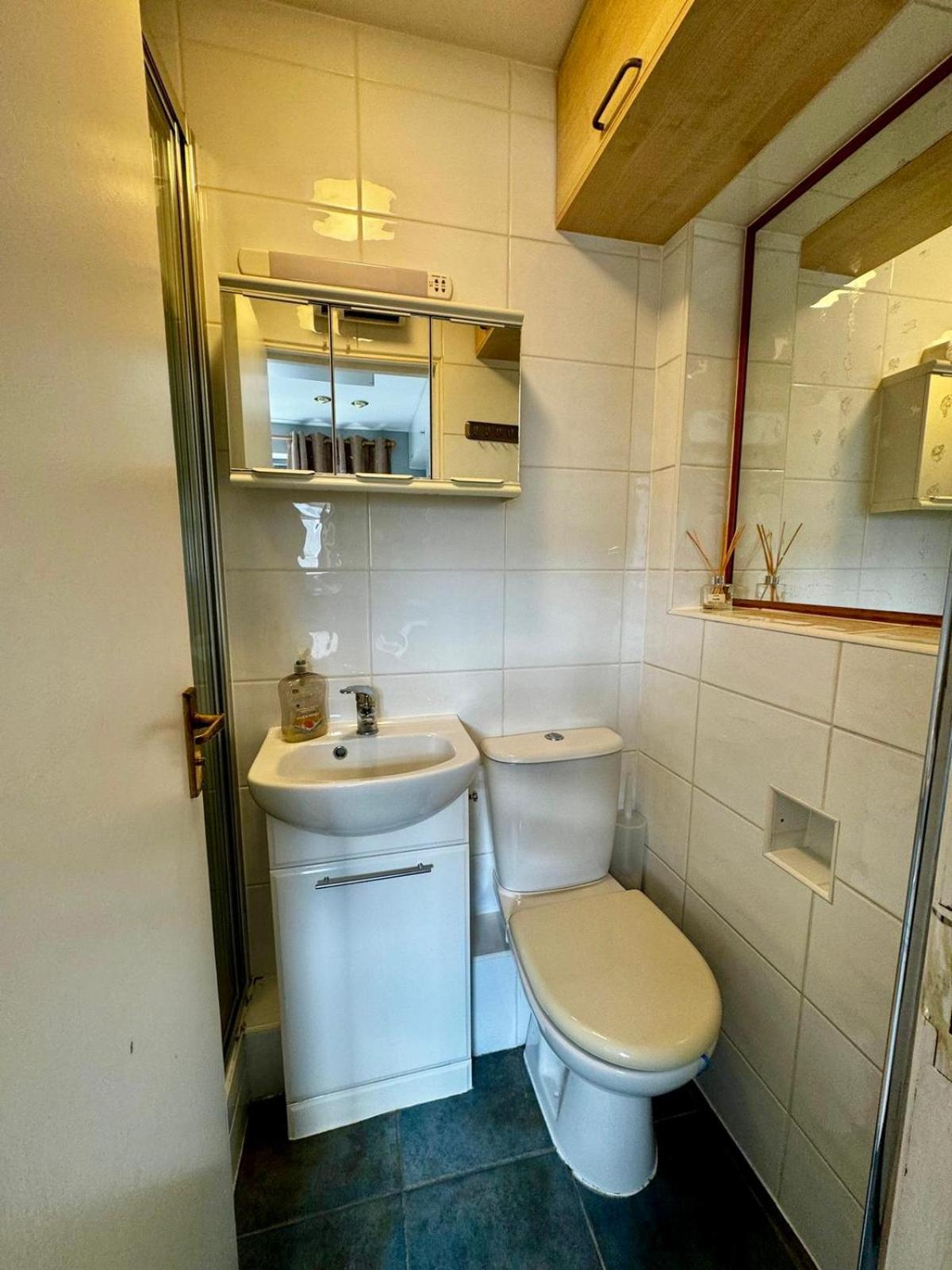 Amazing En-Suite Apartment In Finchley Central London Luaran gambar