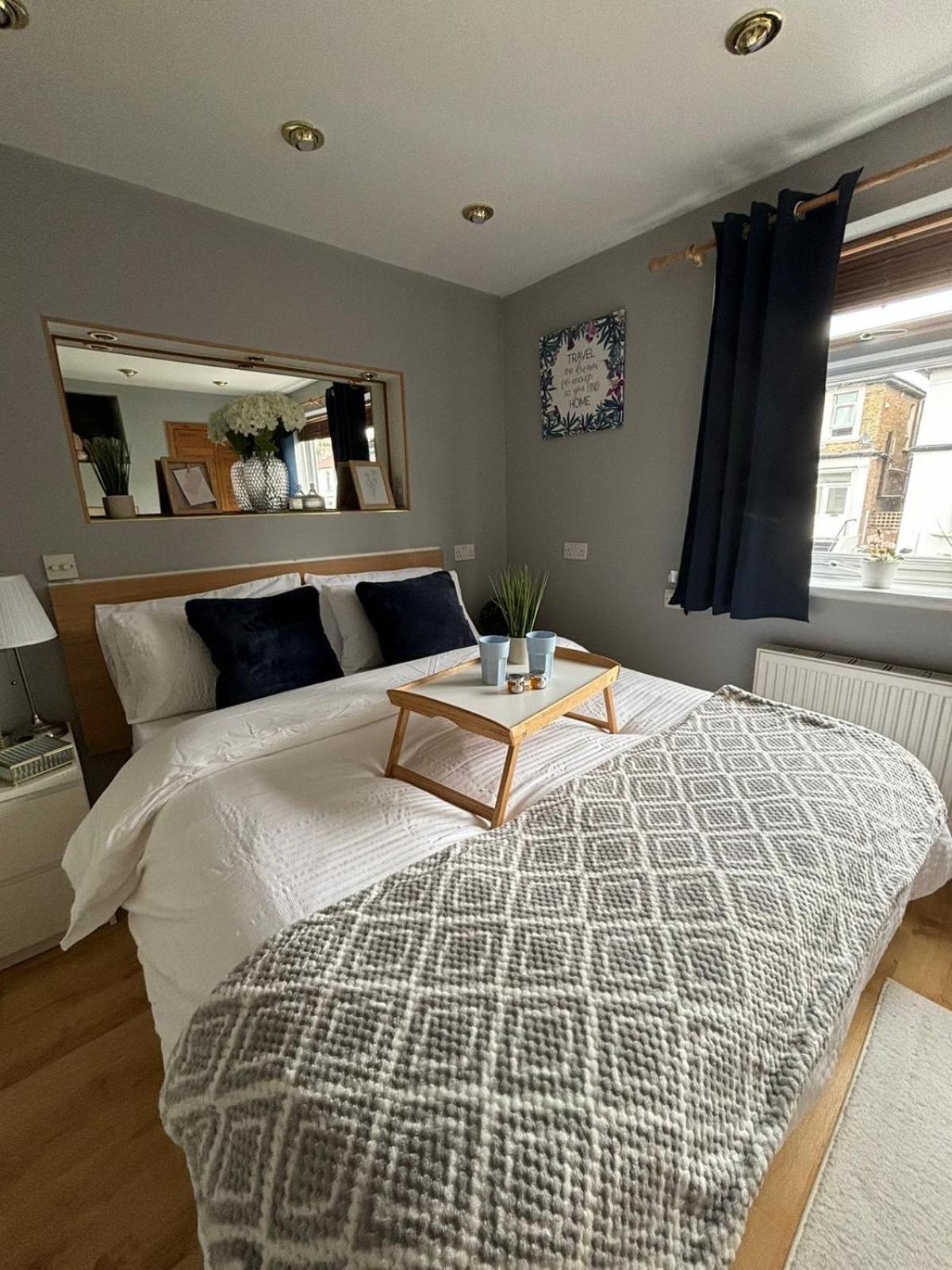 Amazing En-Suite Apartment In Finchley Central London Luaran gambar